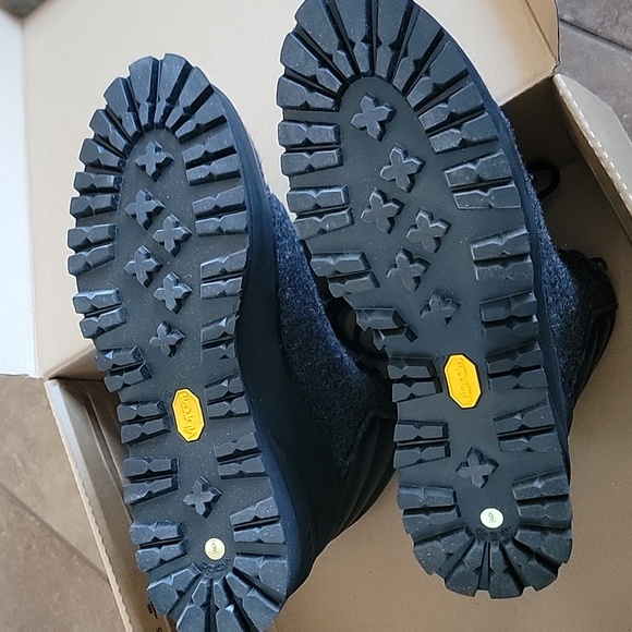 NEW The North Face Cryos Wool Italian Boots - Picture 3 of 5